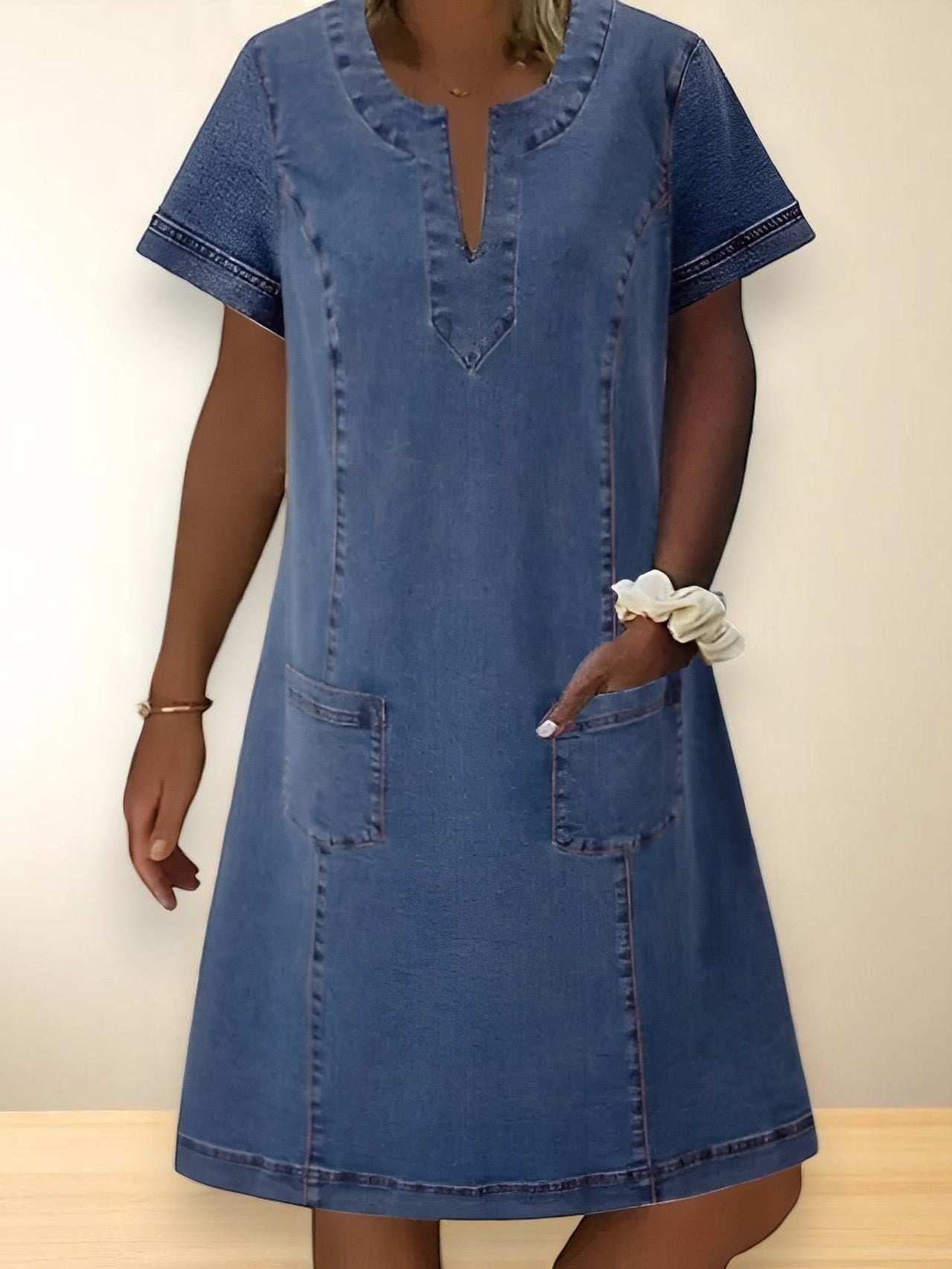 Pearl | Mjuk Denimklänning med Fickor